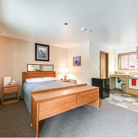 Alpine Inn Motel Cooper Landing Buitenkant foto